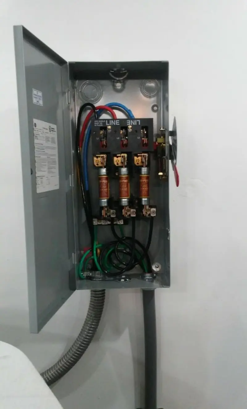 Three-phase disconnect switch installed for Electrical Wiring & Rewiring in Davidson